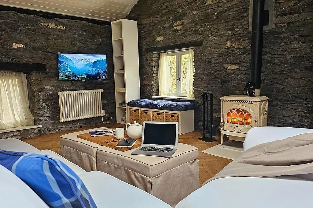 Chalet Exceptional Stone Mountain House Villa Saint-Michel-de-Maurienne