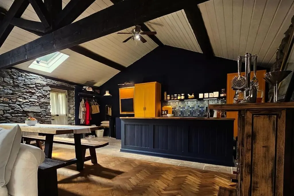 Exceptional Stone Mountain House Villa Saint-Michel-de-Maurienne Chalet